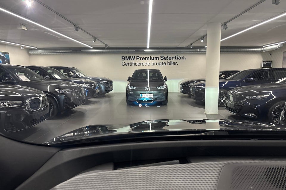BMW iX xDrive60 Fully Charged 5d