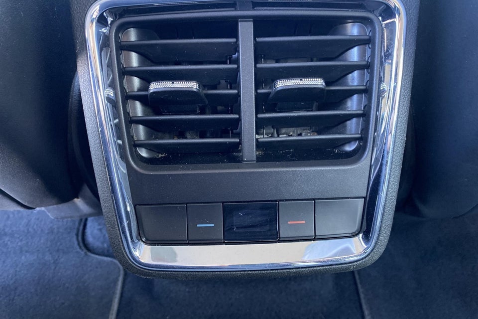 Skoda Enyaq 60 iV Loft 5d