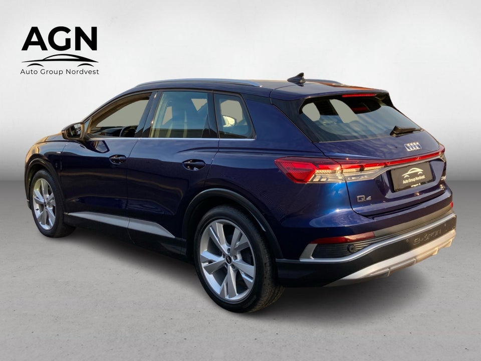 Audi Q4 e-tron 50 S-line quattro 5d