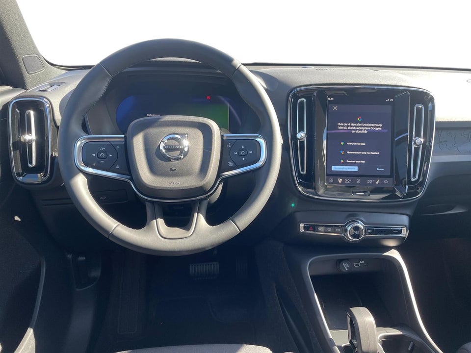 Volvo EX40 Extended Range Black Edition 5d
