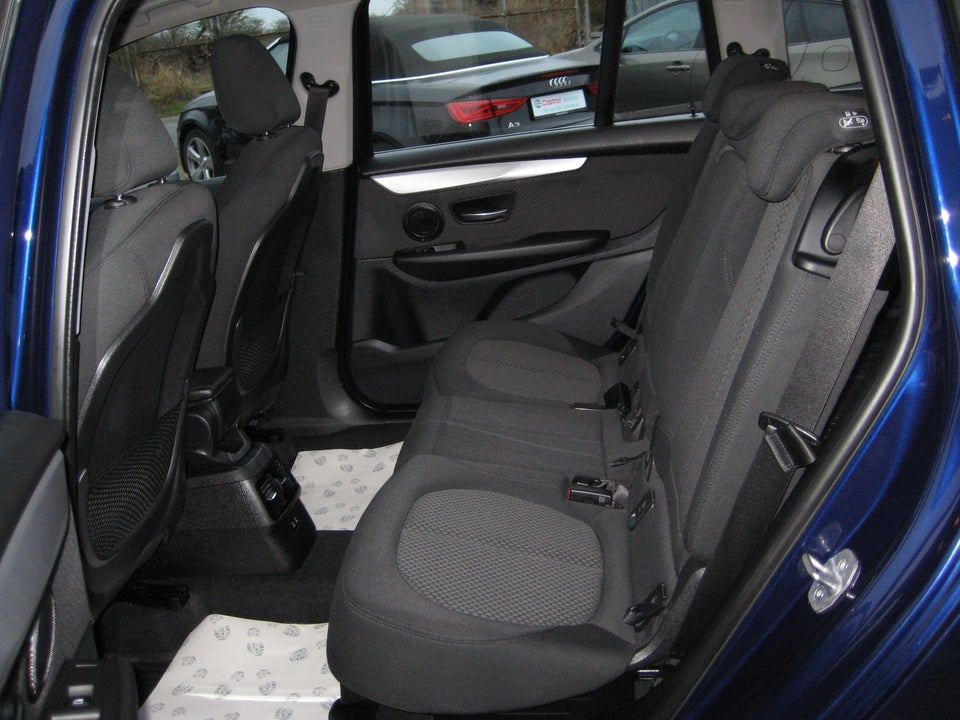 BMW 218d 2,0 Gran Tourer Advantage aut. 7prs 5d