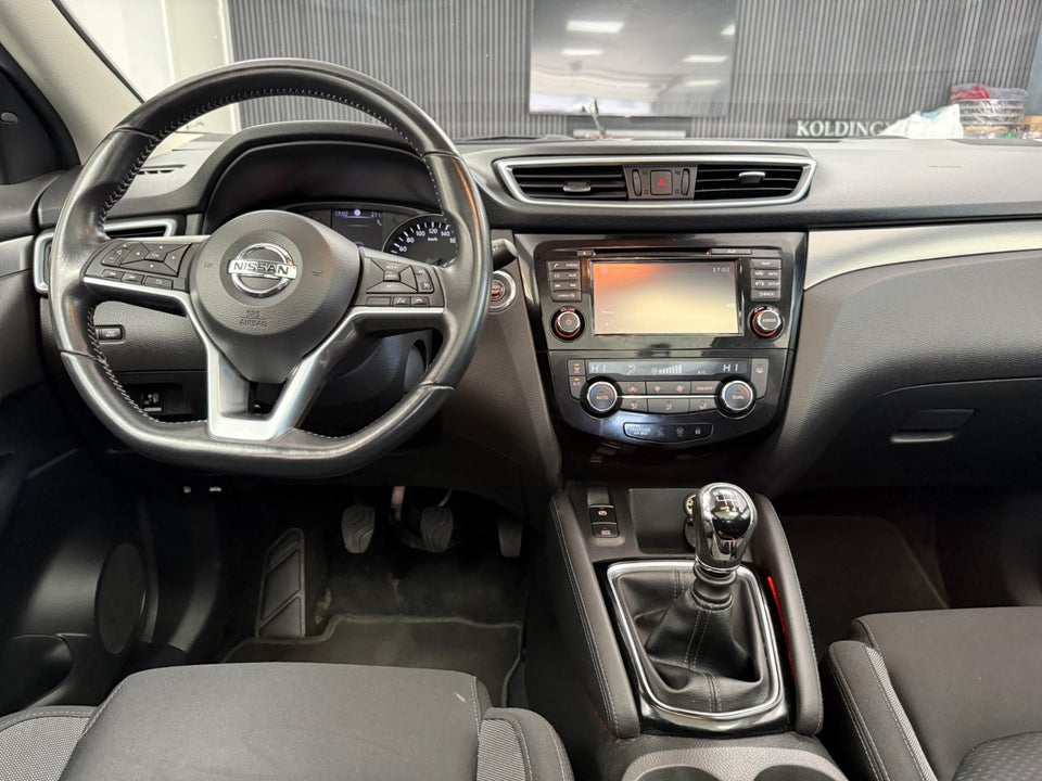 Nissan Qashqai 1,2 Dig-T 115 N-Connecta 5d