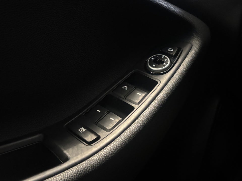 Hyundai i20 1,25 Premium 5d