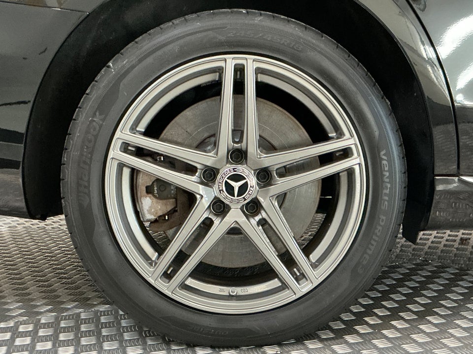 Mercedes E300 de 2,0 stc. aut. 4Matic 5d