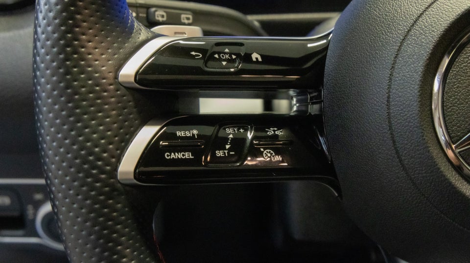 Mercedes EQB350 AMG Premium 4Matic 7prs 5d