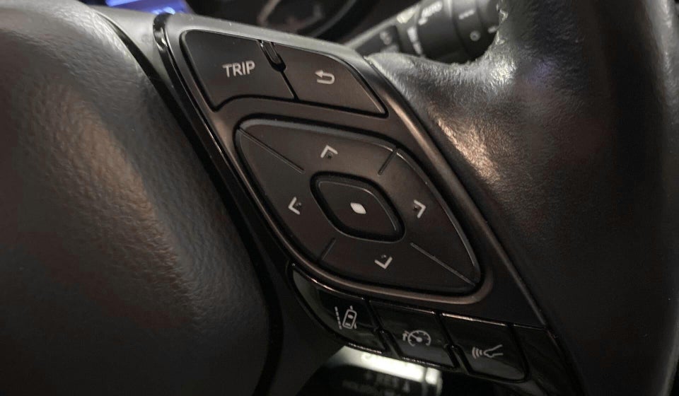 Toyota C-HR 1,8 Hybrid C-LUB Smart CVT 5d