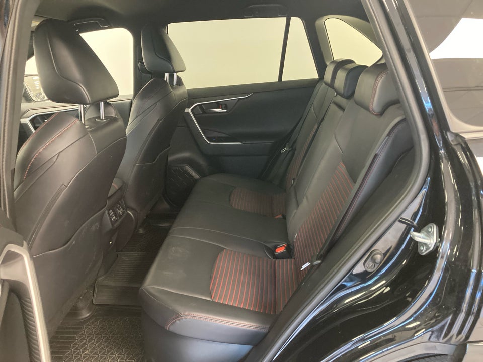 Toyota RAV4 2,5 Plug-in Hybrid Active Comfort AWD-i 5d