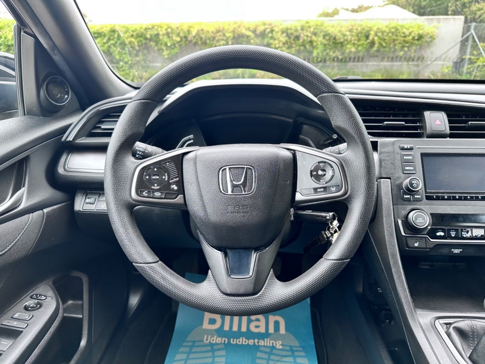 Honda Civic 1,0 VTEC Turbo Elegance 5d