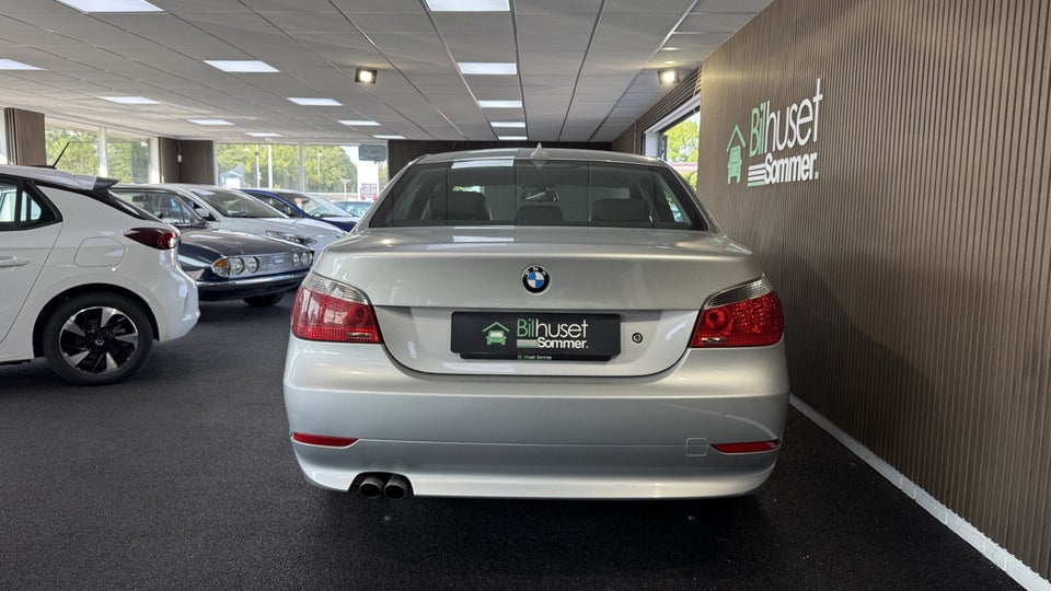 BMW 523i 2,5  4d