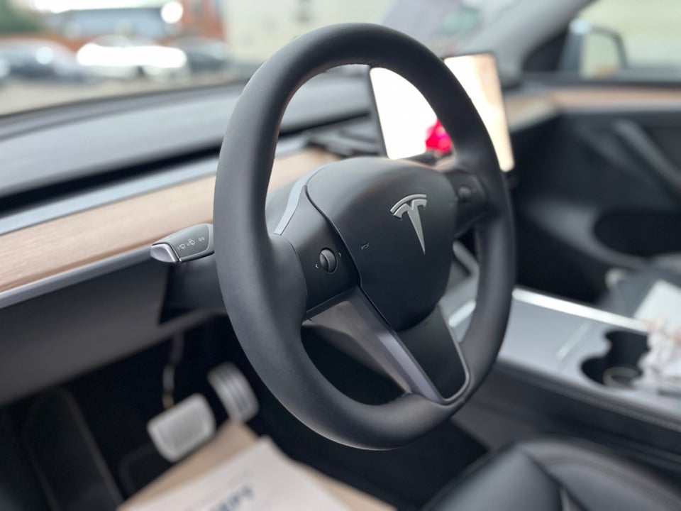 Tesla Model Y Performance AWD 5d