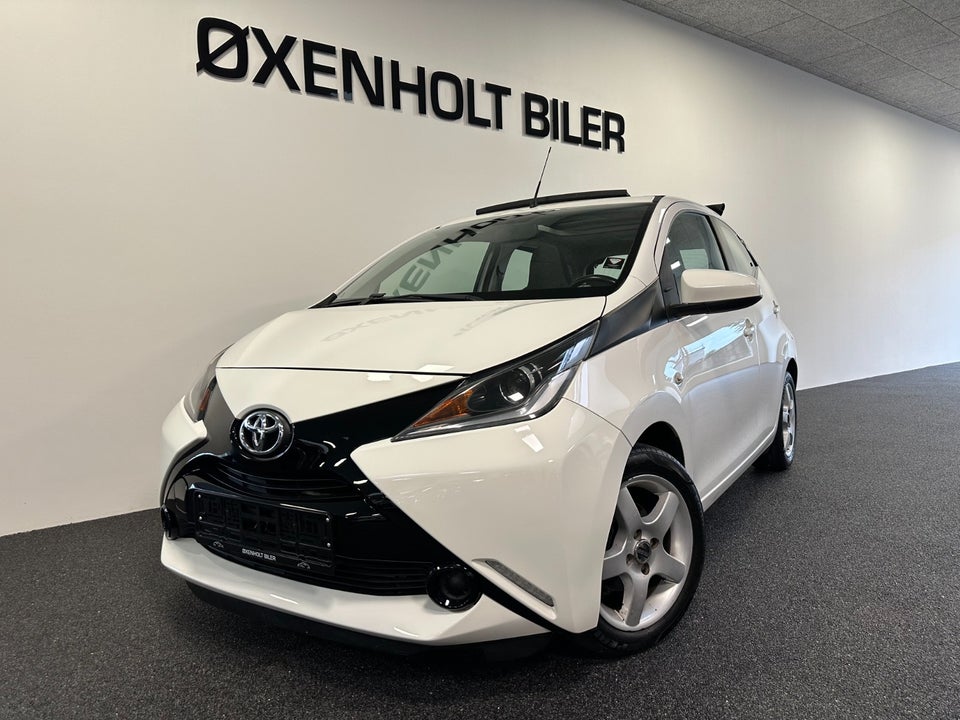 Toyota Aygo 1,0 VVT-i x-sky 5d