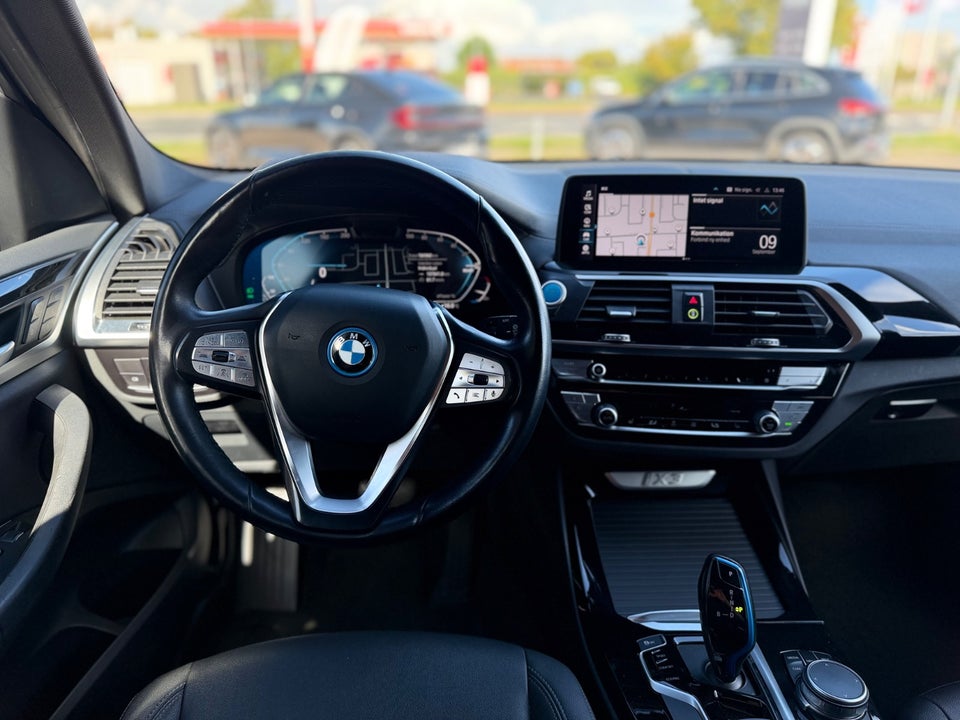 BMW iX3 Charged 5d