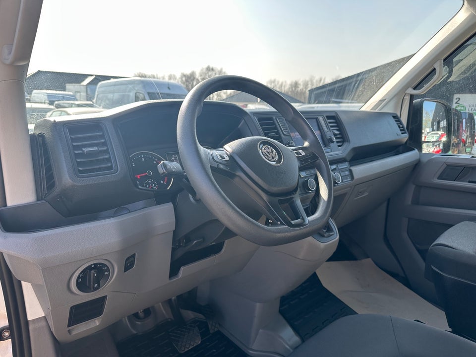VW Crafter 35 2,0 TDi 177 Kassevogn L3H2 aut.