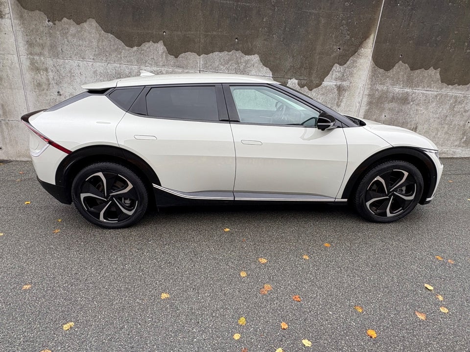 Kia EV6 77 Long Range Upgrade 5d