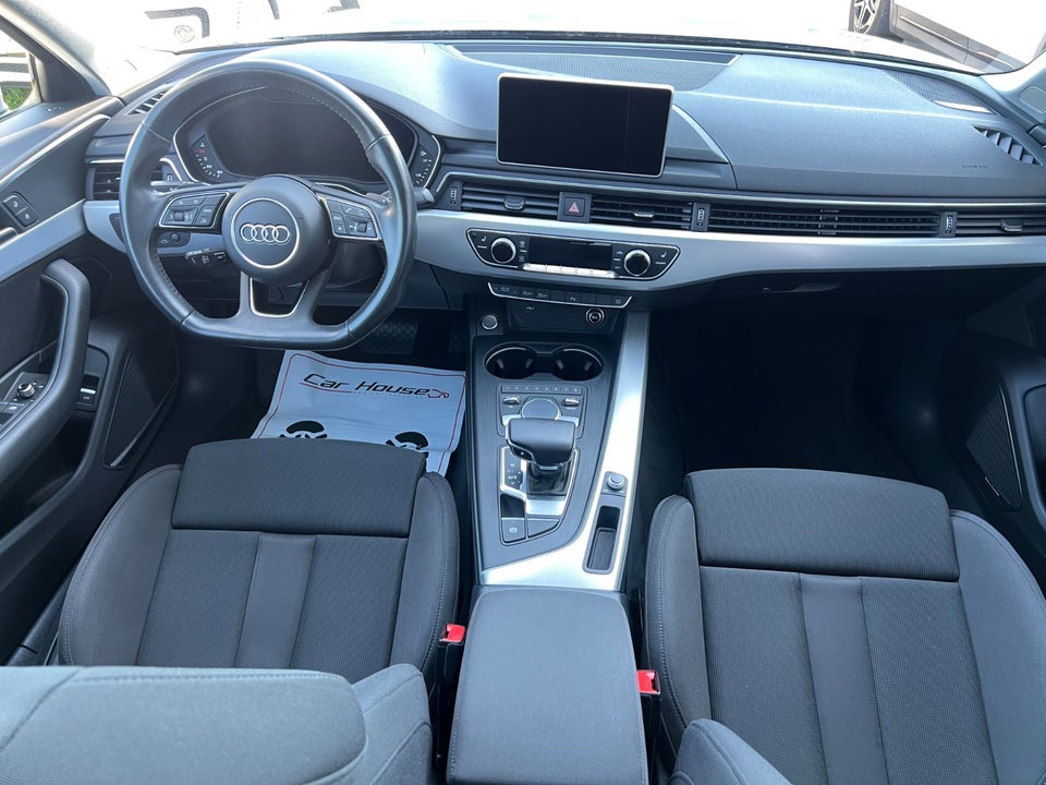 Audi A4 2,0 TDi 190 S-line S-tr. 4d