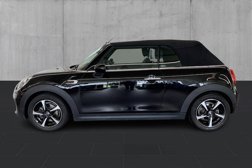 MINI Cooper 1,5 Essential Cabriolet aut. 2d