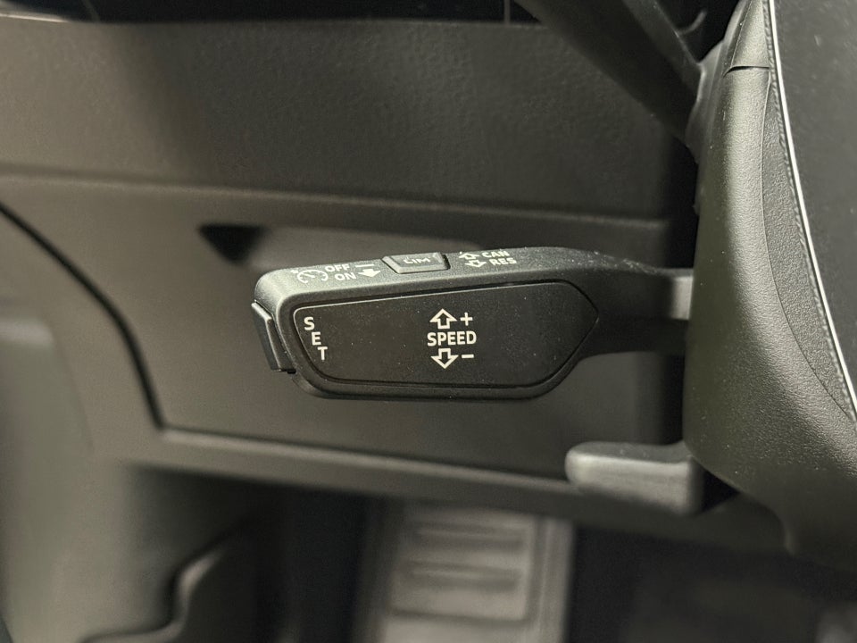 Audi e-tron 55 quattro 5d