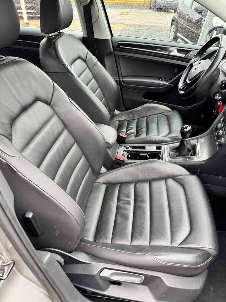 VW Golf VII 1,4 TSi 122 Comfortline BMT 5d