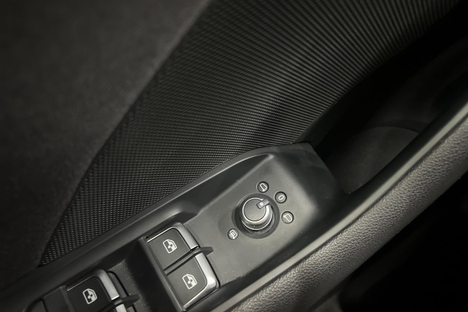 Audi A3 35 TFSi Sport Limited Sportback 5d