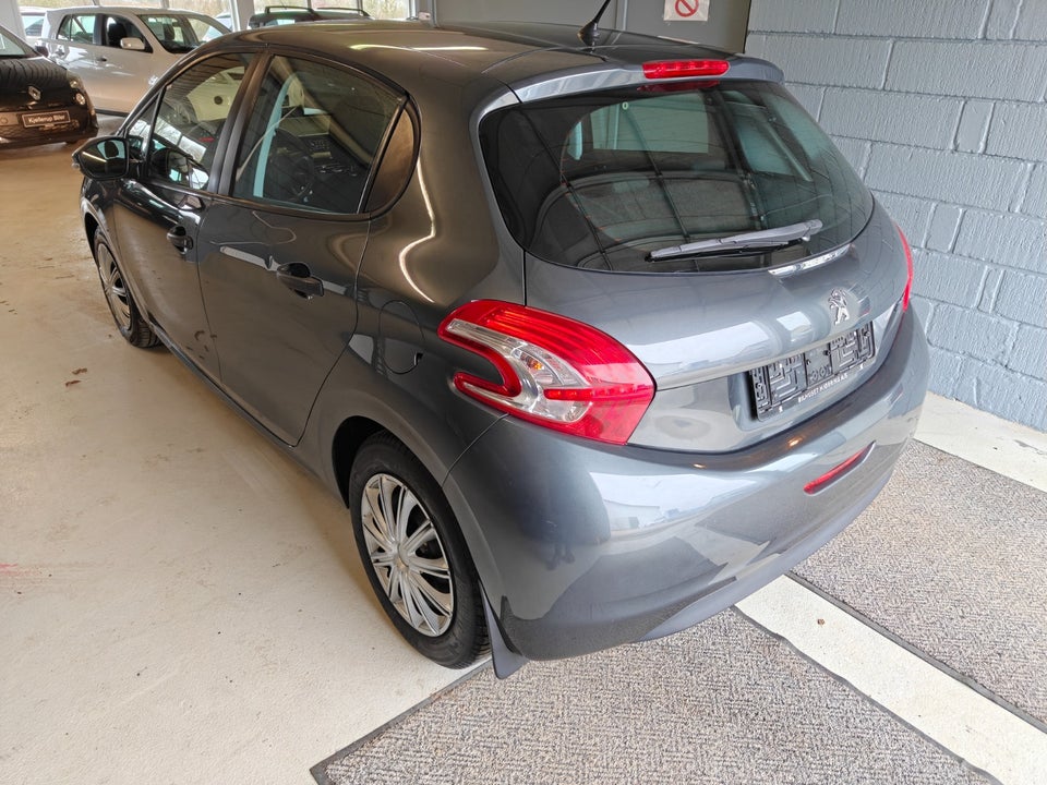 Peugeot 208 1,0 VTi Access 5d