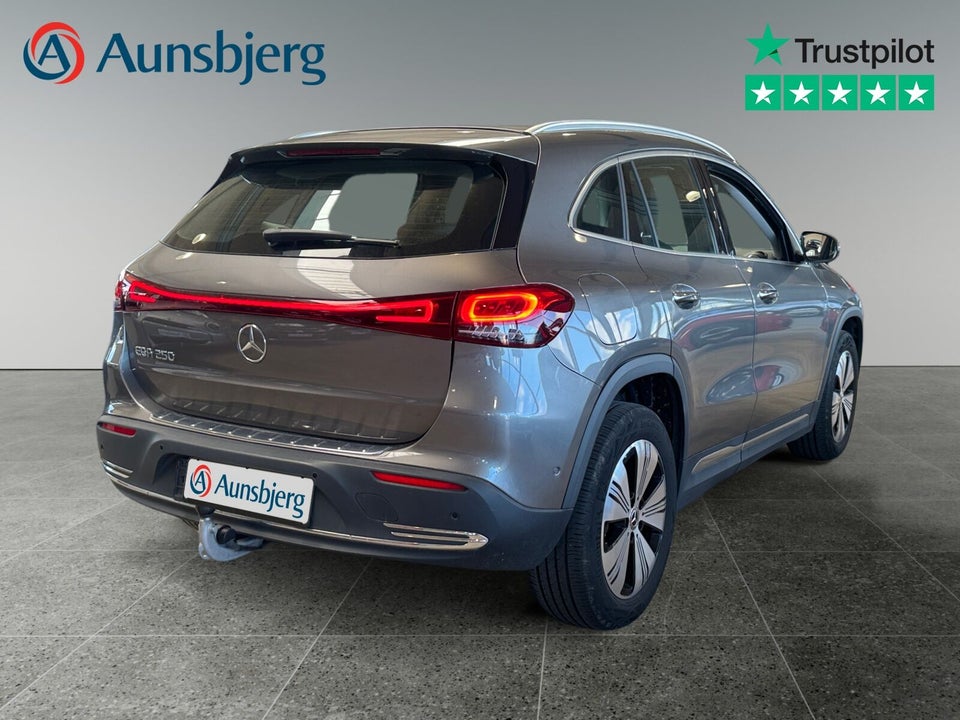 Mercedes EQA250 Progressive 5d