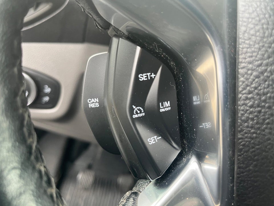 Ford Transit Connect 1,5 EcoBlue Trend lang