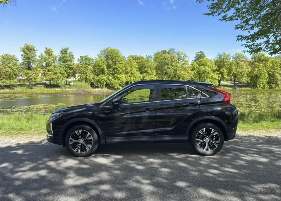 Mitsubishi Eclipse Cross 1,5 T 163 Intense+ 5d
