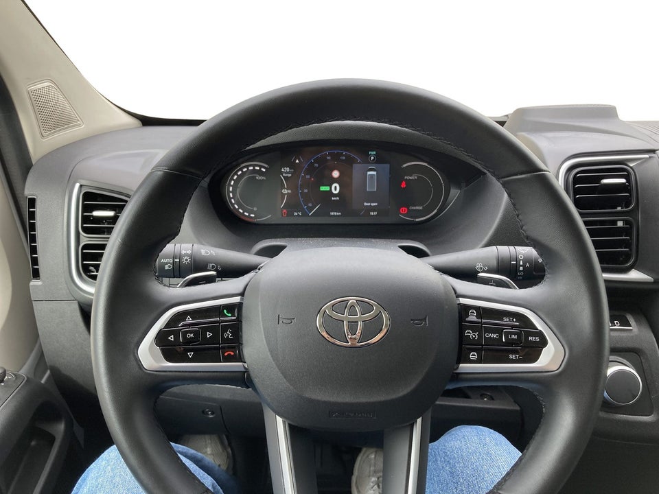 Toyota ProAce Max 110 Comfort Master Kassevogn L3H2