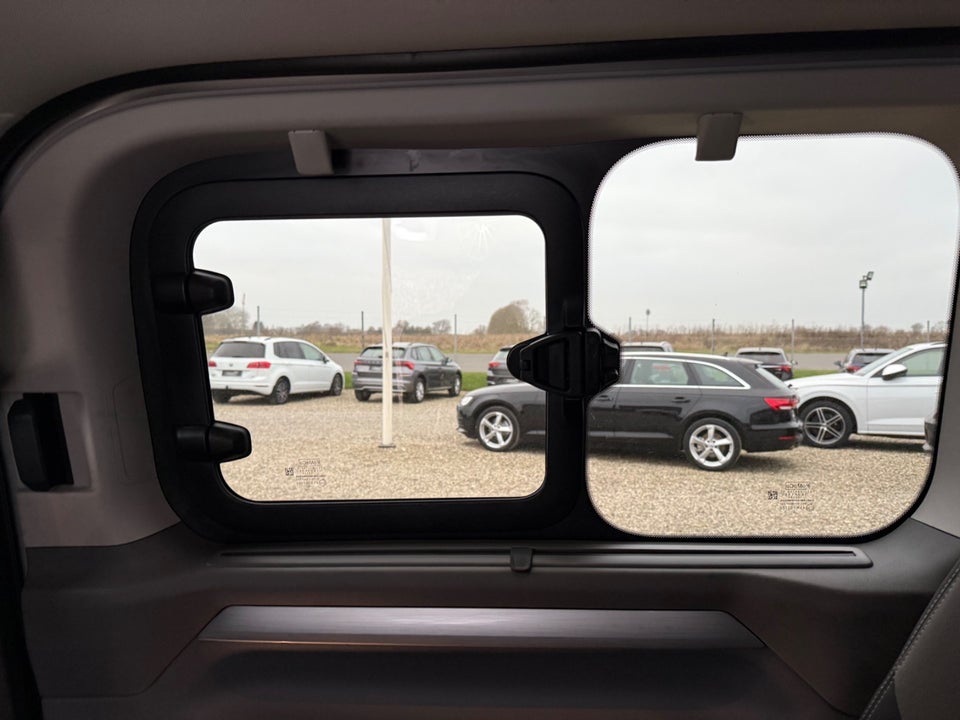 VW e-Caravelle Life LWB