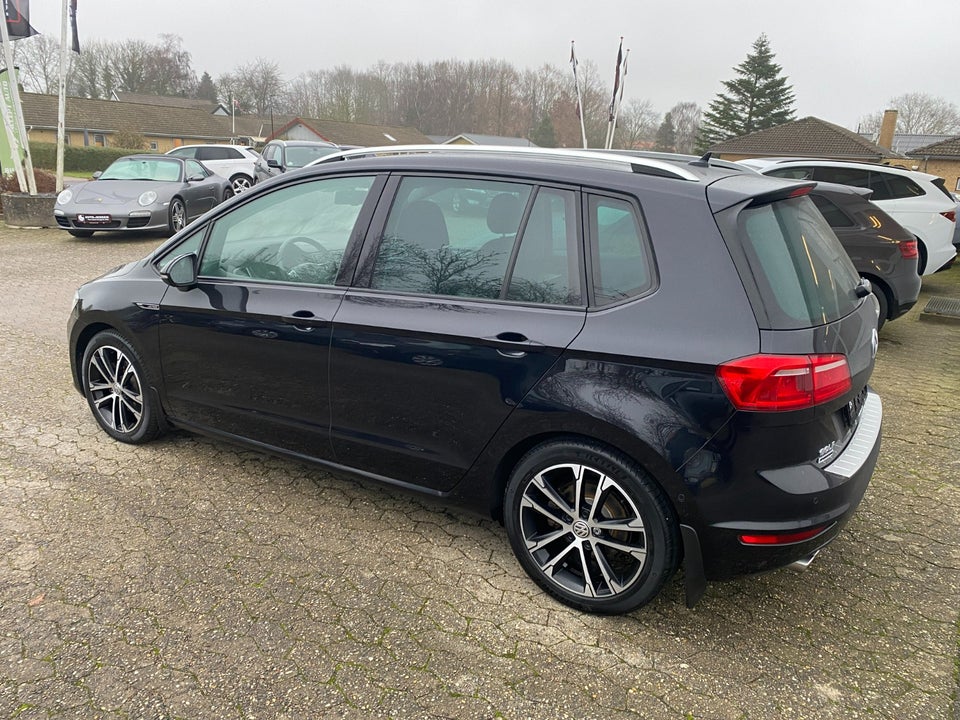 VW Golf Sportsvan 2,0 TDi 150 Highline DSG BMT 5d