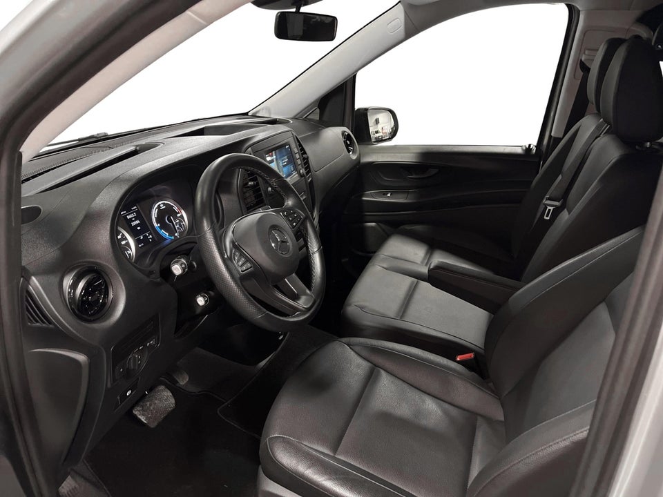 Mercedes eVito 129 Tourer PRO XL