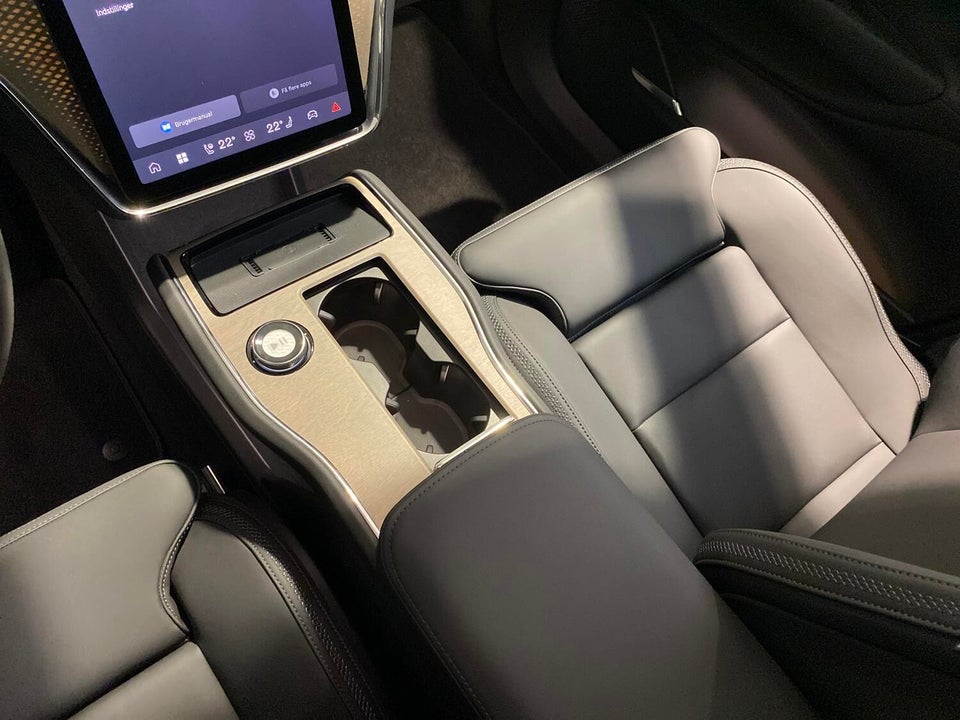 Volvo EX90 Twin Plus 7prs 5d