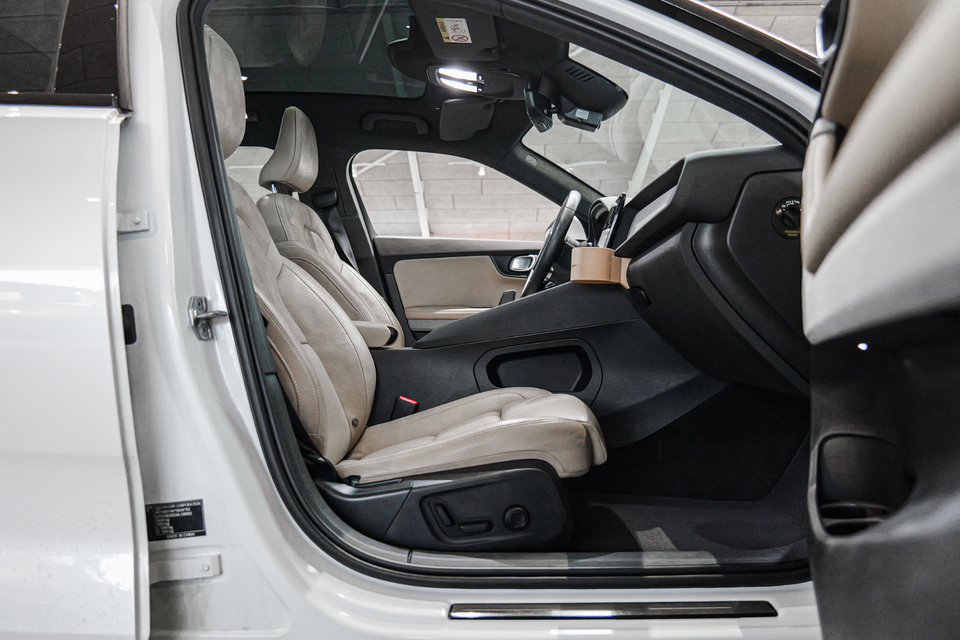 Polestar 2 Long Range AWD 5d