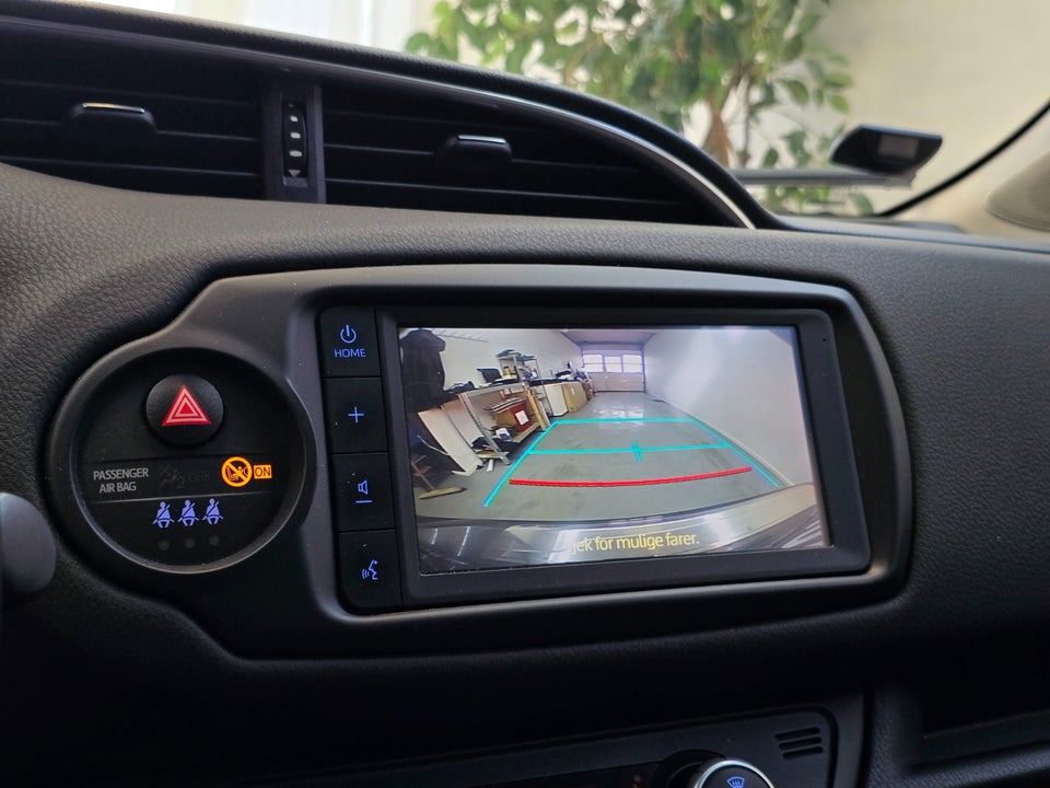 Toyota Yaris 1,5 Hybrid H3 Limited e-CVT 5d