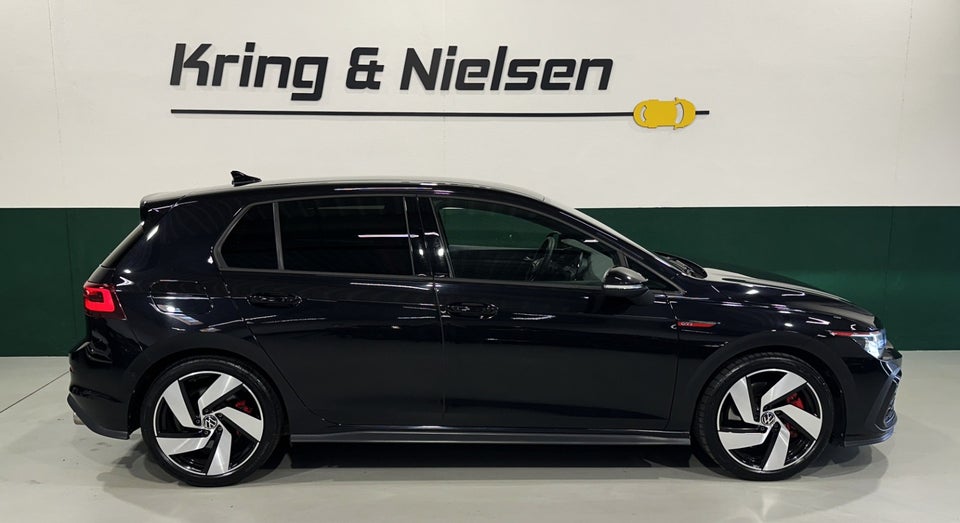 VW Golf VIII 2,0 GTi DSG 5d