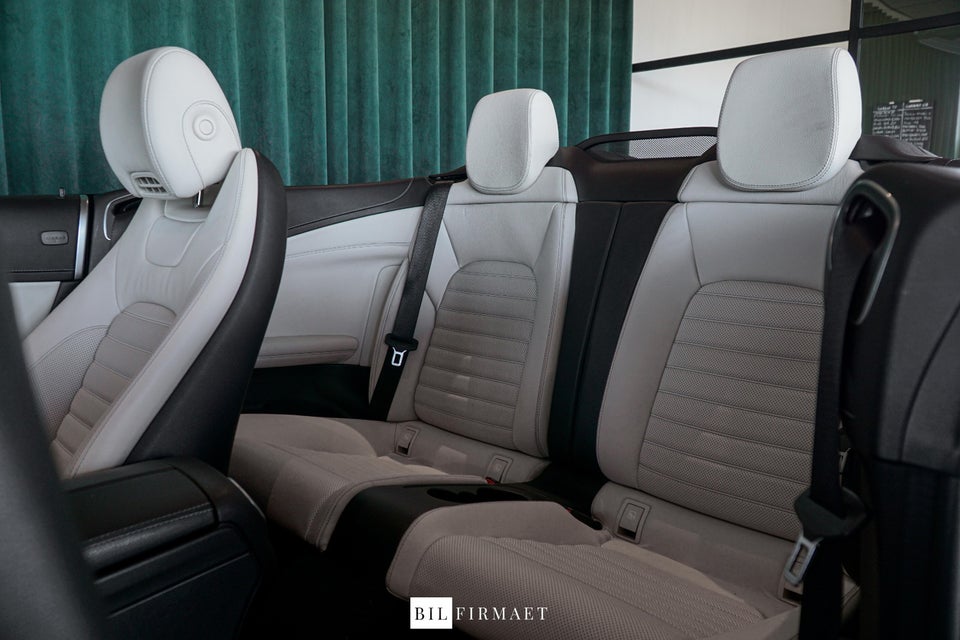 Mercedes C300 2,0 AMG Line Cabriolet aut. 2d