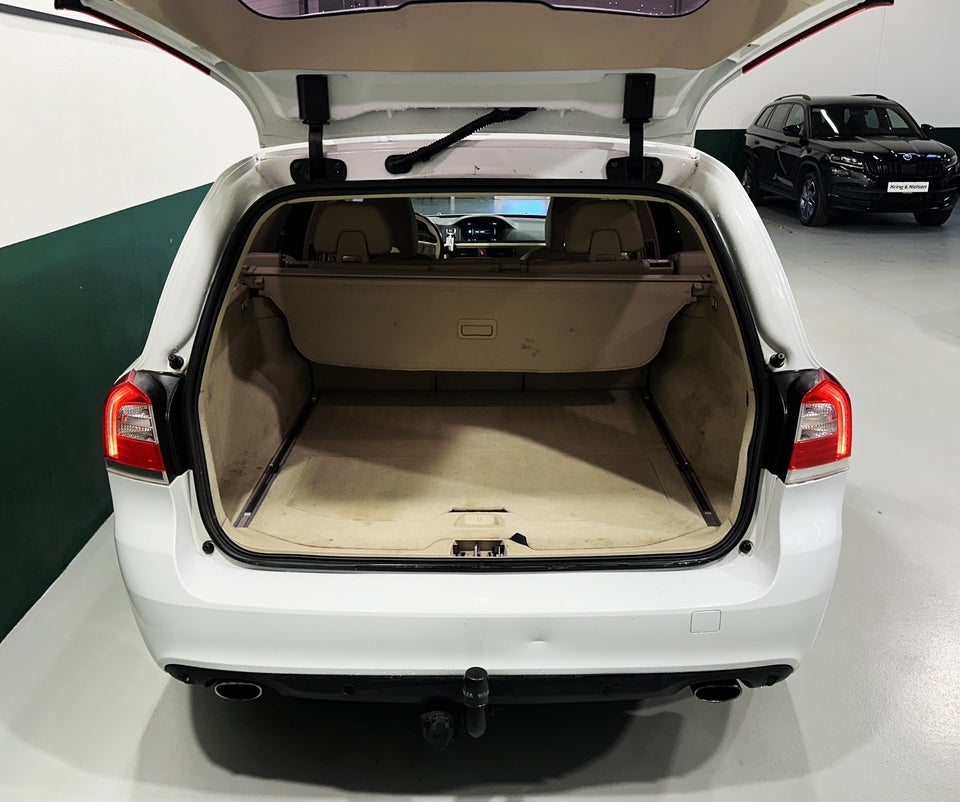 Volvo V70 2,0 D4 181 Momentum aut. 5d