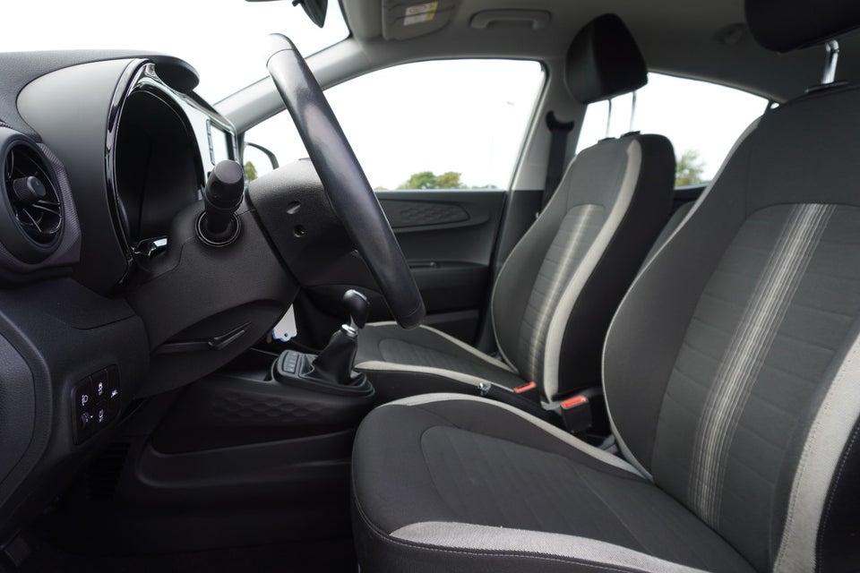 Hyundai i10 1,0 MPi Advanced 5d