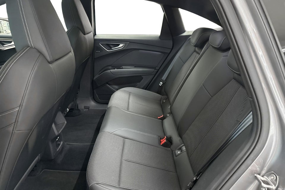 Audi Q4 e-tron 45 Progress Sportback 5d
