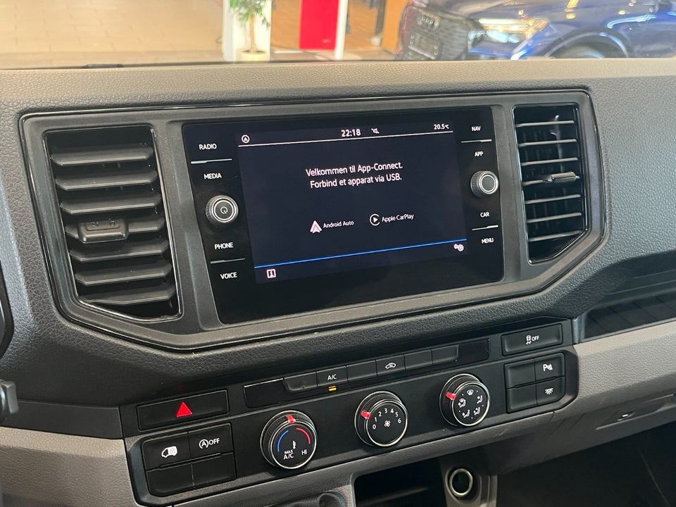 VW Crafter 35 2,0 TDi 102 Kassevogn L3H2