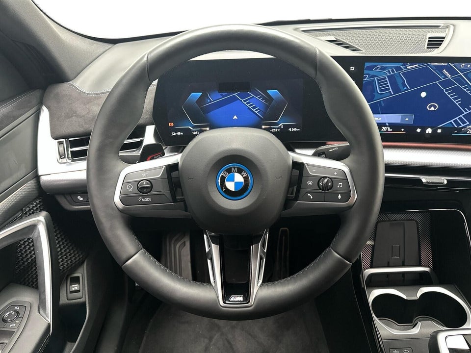 BMW iX2 xDrive30 M-Sport 5d
