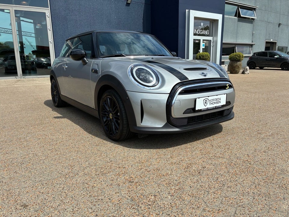 MINI Cooper SE Maximise 3d