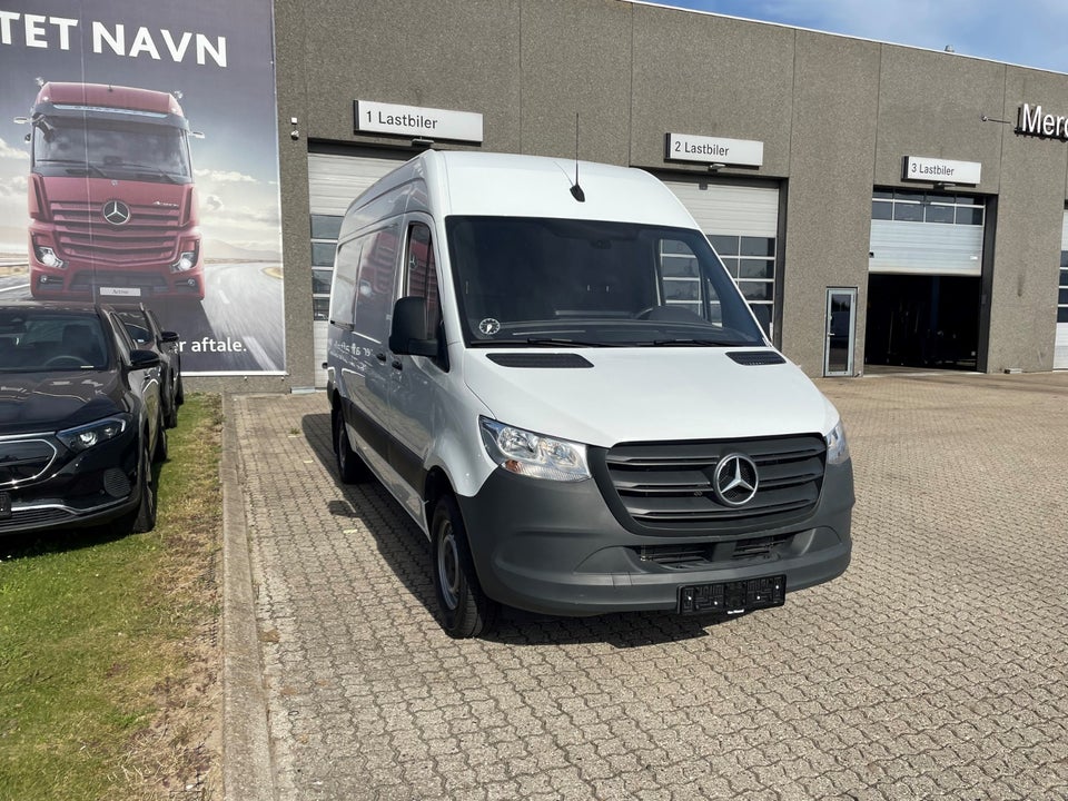 Mercedes Sprinter 317 2,0 CDi A2 Kassevogn aut. RWD