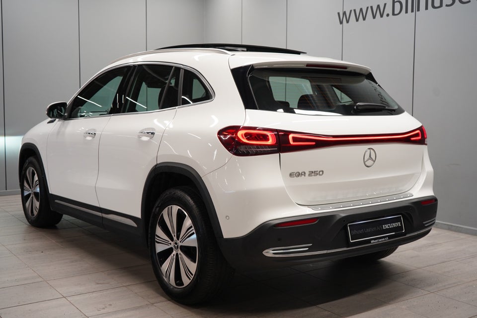 Mercedes EQA250 Progressive 5d