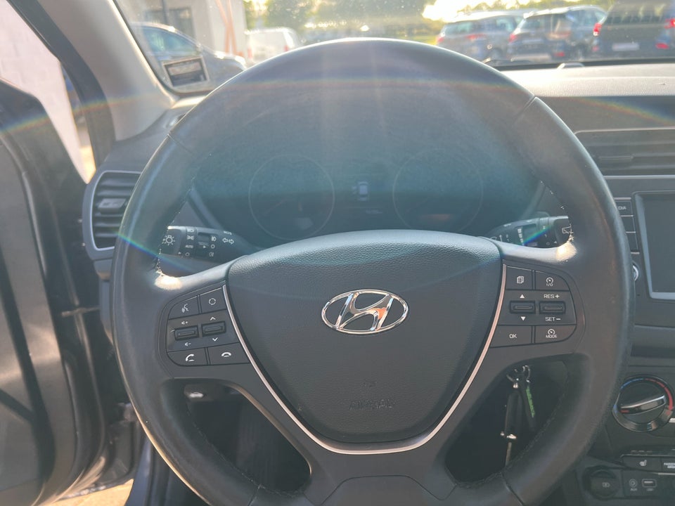 Hyundai i20 1,0 T-GDi Advanced DCT 5d