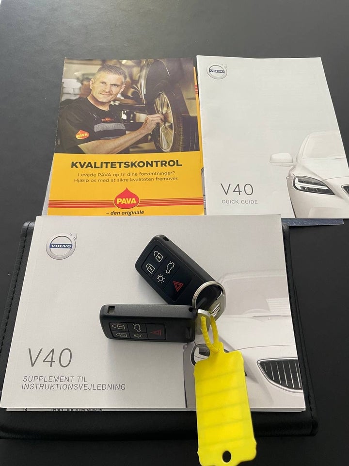 Volvo V40 2,0 D3 150 Momentum 5d