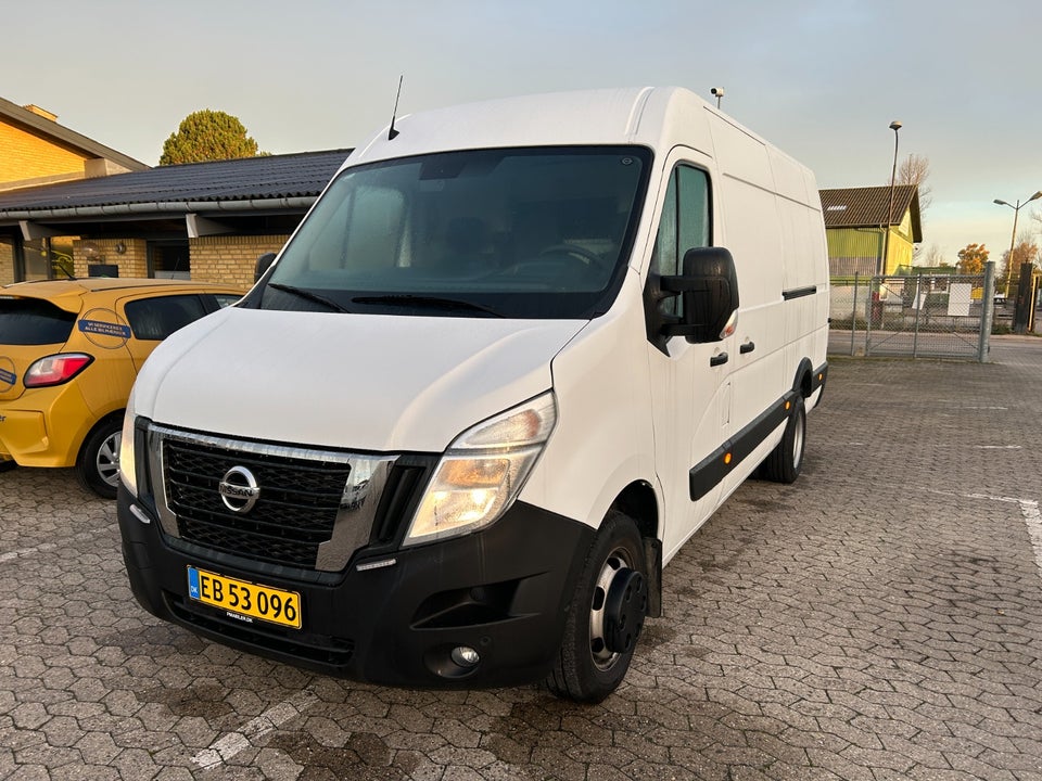 Nissan Interstar 2,3 dCi 165 L3H2 Tekna Van RWD