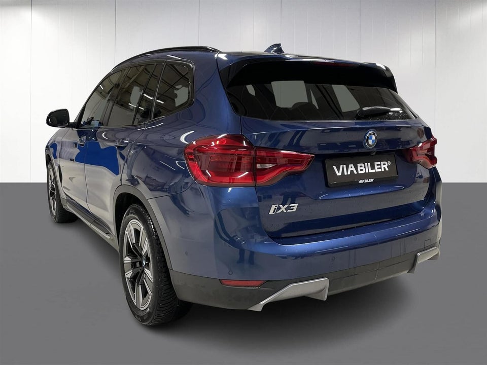 BMW iX3 Charged 5d