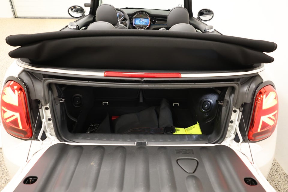 MINI Cooper S 2,0 Essential Cabriolet aut. 2d