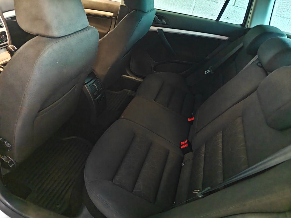 Skoda Octavia 1,2 TSi 105 Elegance Combi 5d